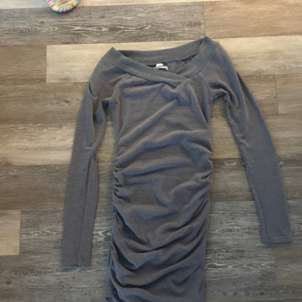 Dress - Picture 3 of 3